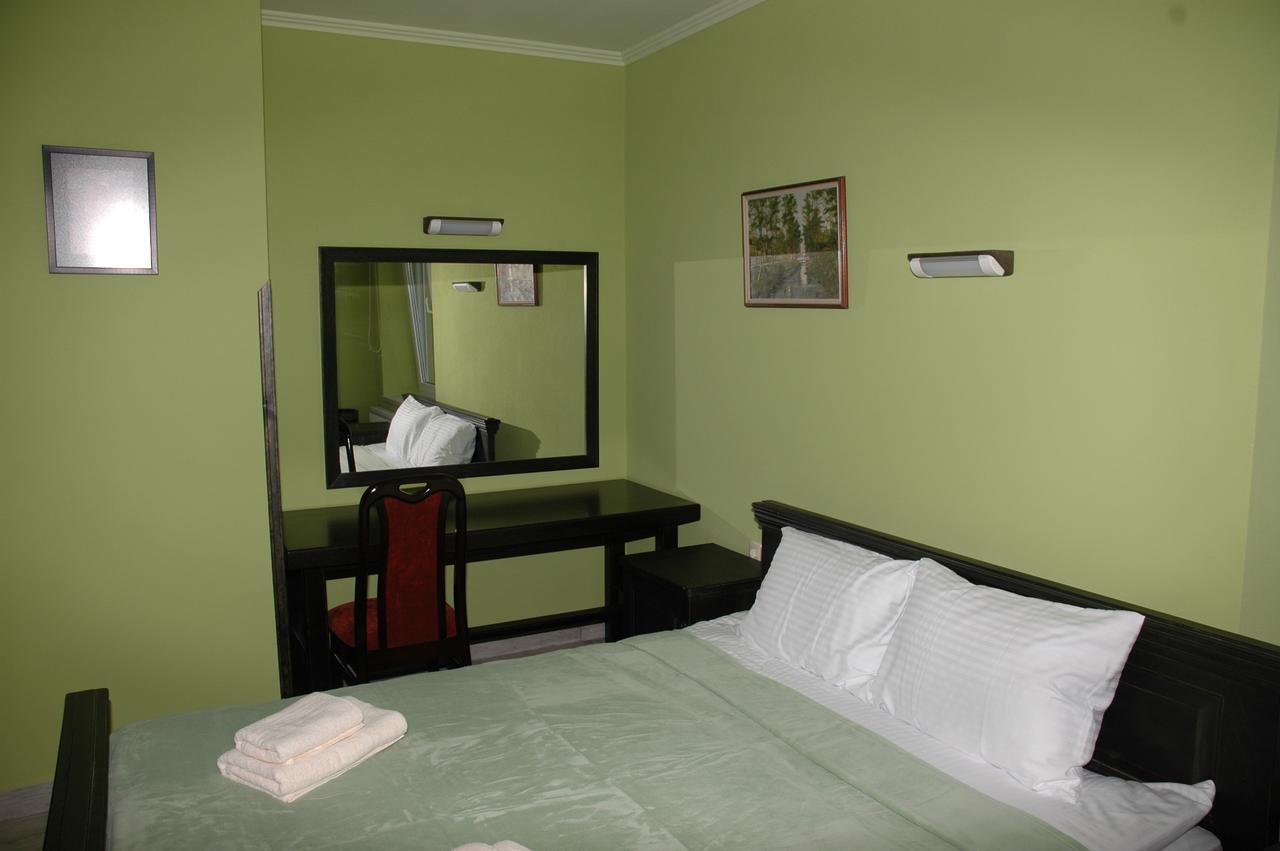 Guest House Liov Exterior foto