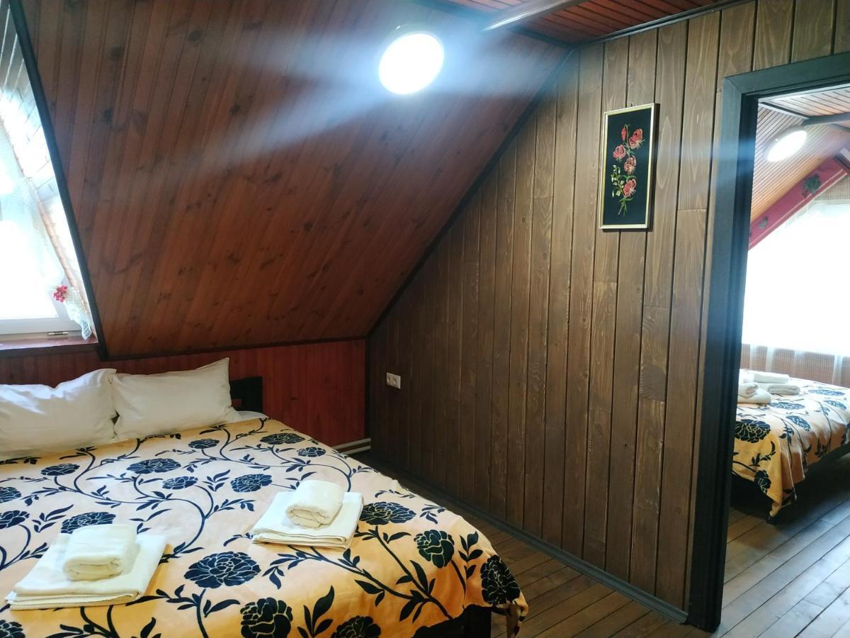 Guest House Liov Exterior foto